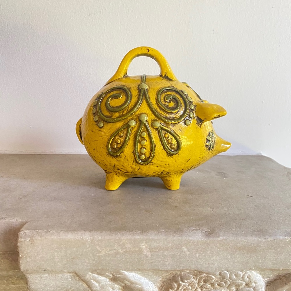 Ceramic piggy bank